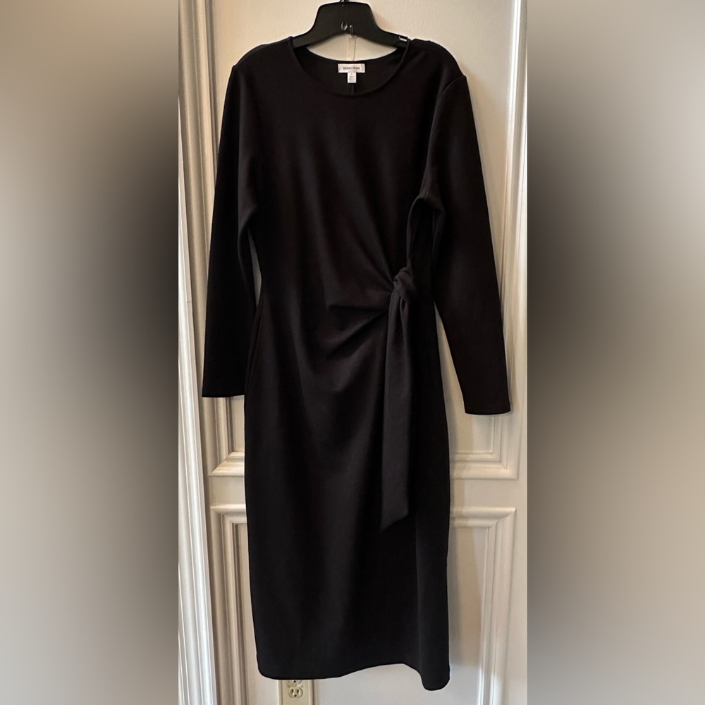 EUC Nordstrom Tie Waist Long-Sleeve Knit Midi Dress in Black Size L (orig. $48)